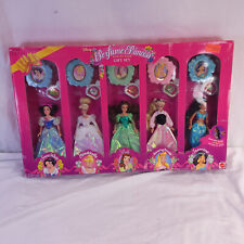 Vintage 1995 DISNEY PERFUME PRINCESS COLLECTION Gift Set - New Open Box. picture