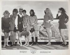 Debbie Reynolds + Alexandra Hay + Hilarie Thompson (1969) Cheesecake Photo K 160 picture