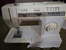 Vintage Singer   2502 White Electronic Control Sewing Machine WORKS picture