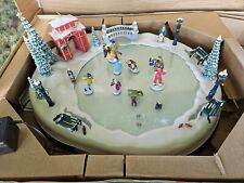 VTG Mr Christmas Holiday Skaters Victorian Christmas Village Ice Rink Animated picture