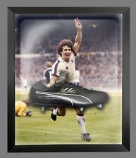 Kevin Keegan England Signed Black Football Boot In An Acrylic Dome Frame  picture