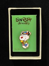 Snoopy Lapel Pin By Aviva with Gift Box Vintage picture