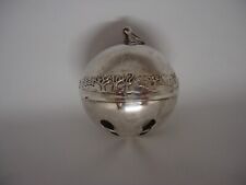 1979 9th Wallace Annual Edition Silverplate Bells Christmas Ornament picture