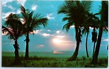 Postcard - Spectacular Florida sunrise over the peaceful ocean - Florida picture