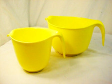 2 Vtg Rubbermaid 6 & 12 Cup Batter Bowl Grip & Mix Measuring Yellow Mixing FrShp picture