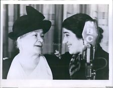 1935 Mme Ernestine Schumann-Heink Opera Star & Gertrude Berg Radio Photo 8X10 picture