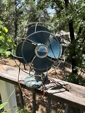Vintage All Metal Handybreeze oscillating 10 inch fan Works great  picture