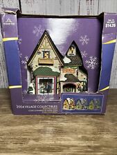 NEW HOLIDAY TIME 2004 VILLAGE COLLECTIBLES SEAMSTRESS HOUSE 63086WM-B NIB picture