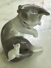 Vtg Lladro Cat With Mouse On Tail picture