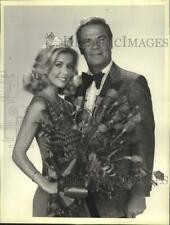 1979 Press Photo Former Miss America and Bert Parks in the annual pageant picture