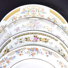 Mismatched Dinner Plates Vintage Floral Rim Plates Mix and Match Set of 4 picture