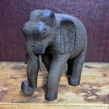 Vintage Style Plastic elephant picture