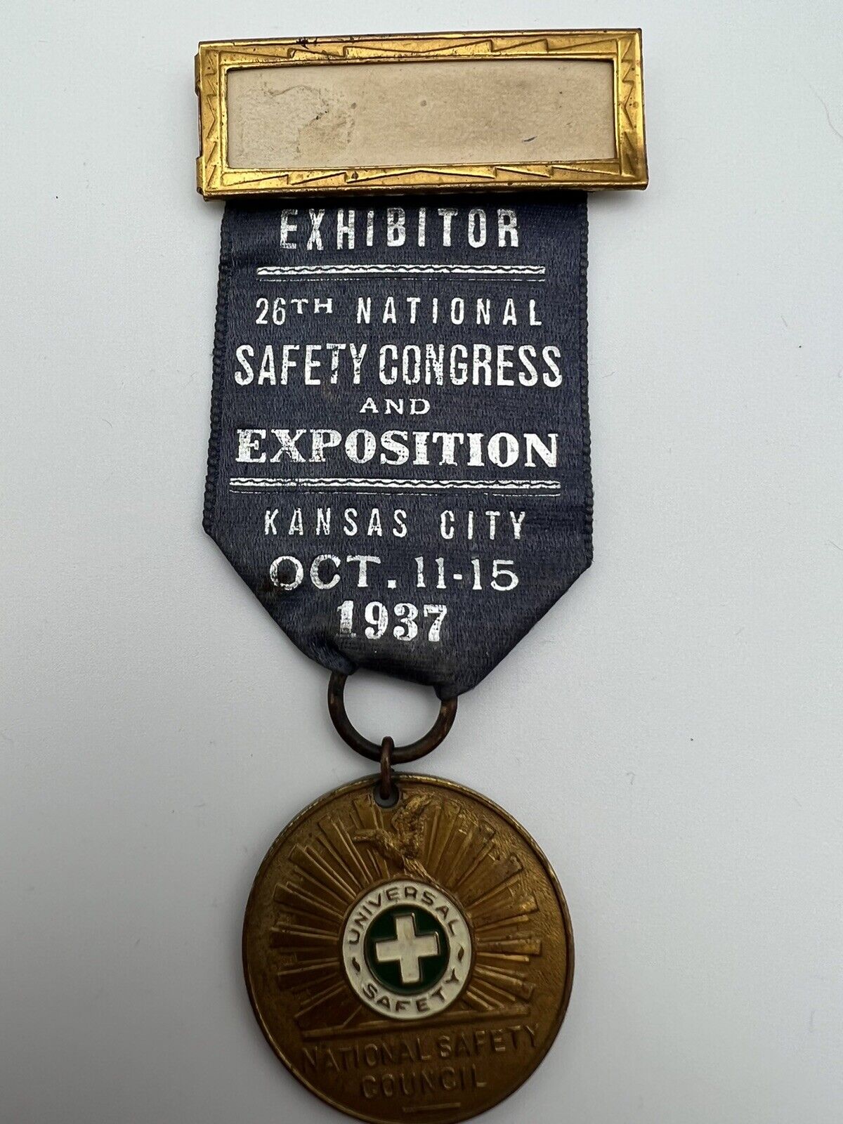 1937 28TH NATIONAL SAFETY CONGRESS AND EXPOSITION KANSAS CITY MO BADGE PIN K399