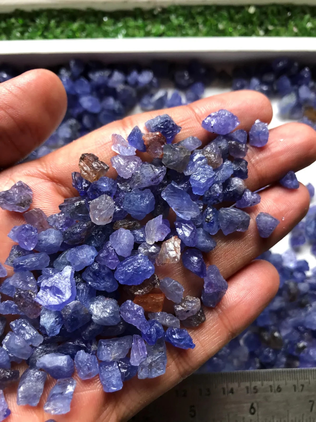 Natural Tanznaite Rough Gemstone, Loose Specimen Tanzanite Crystal, Healing Raw