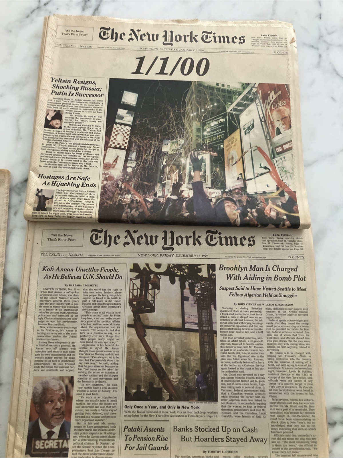 4 Vintage Y2K Newspapers Times 12/31/99  And 1/1/00, NEWSDAY USA Today