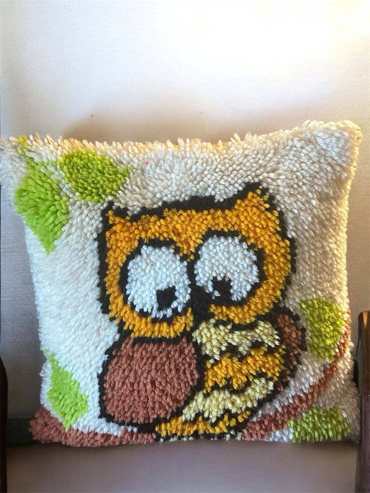 Vintage MCM Owl Latch Hook Wall Hanging – Mid Century Kitsch Tapestry