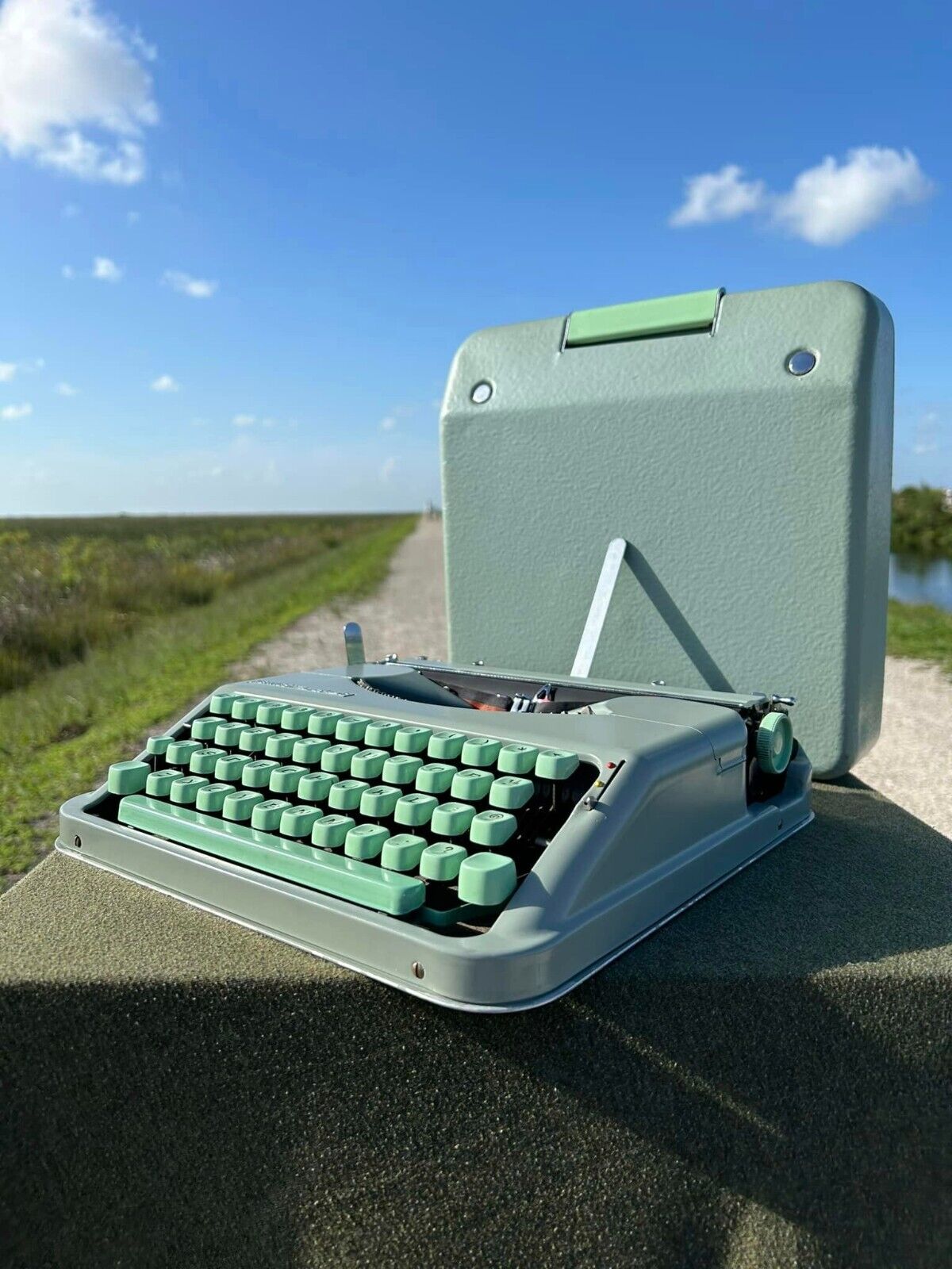 1962 Vintage HERMES ROCKET Portable Typewriter in Green w/ Case WORKS NEW RIBBON