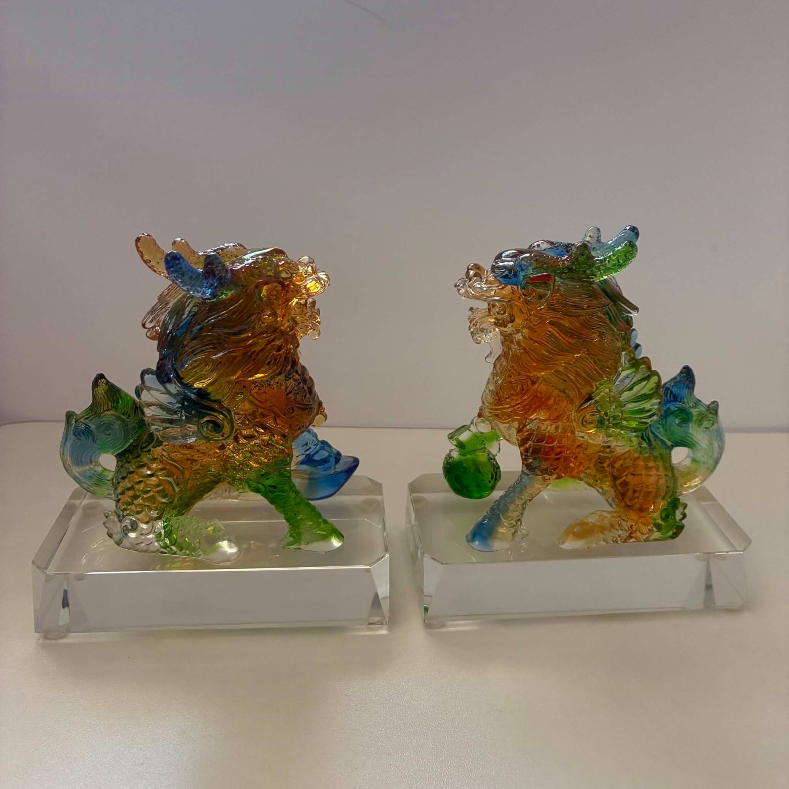 Liuli Crystal Glass Kirin Pair Ornament – Feng Shui Home Decor 5\