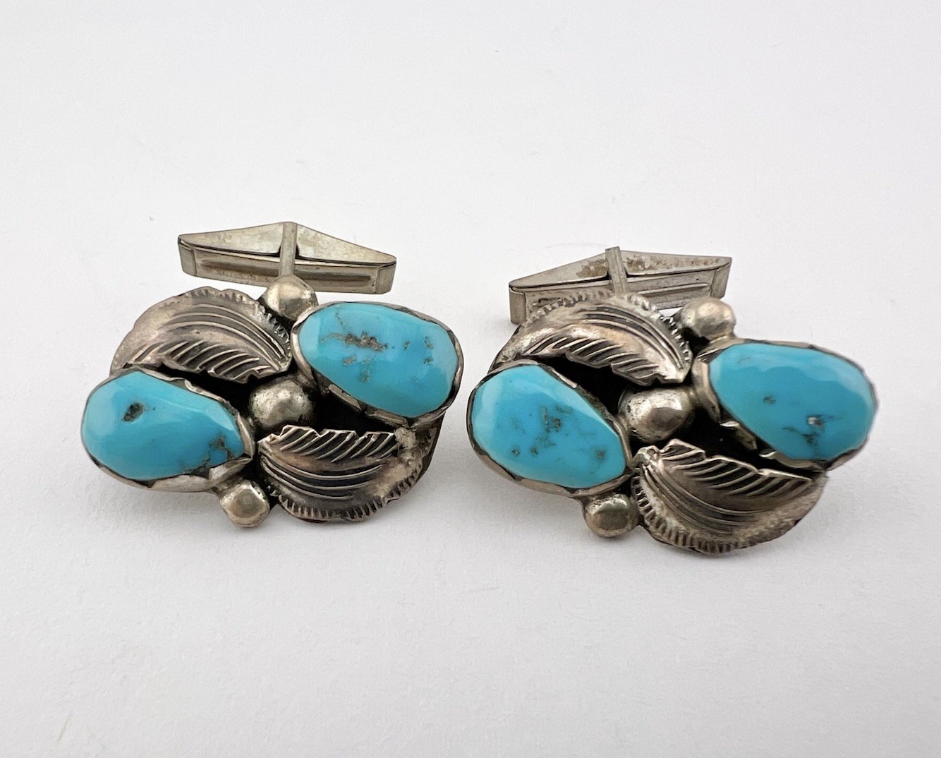 RARE Vintage SIMPLICIO Zuni Sterling Silver Turquoise Native American Cufflinks RARE Vintage SIMPLICIO Zuni Sterling Silver Turquoise Native American Cufflinks