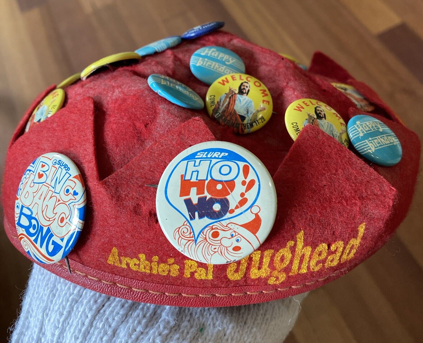 Vintage Felt Beanie Archie Club Jughead Pinback Button Collection Hat