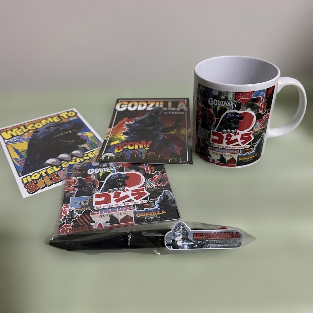 Hotel Gracery Shinjuku Godzilla Goods Set