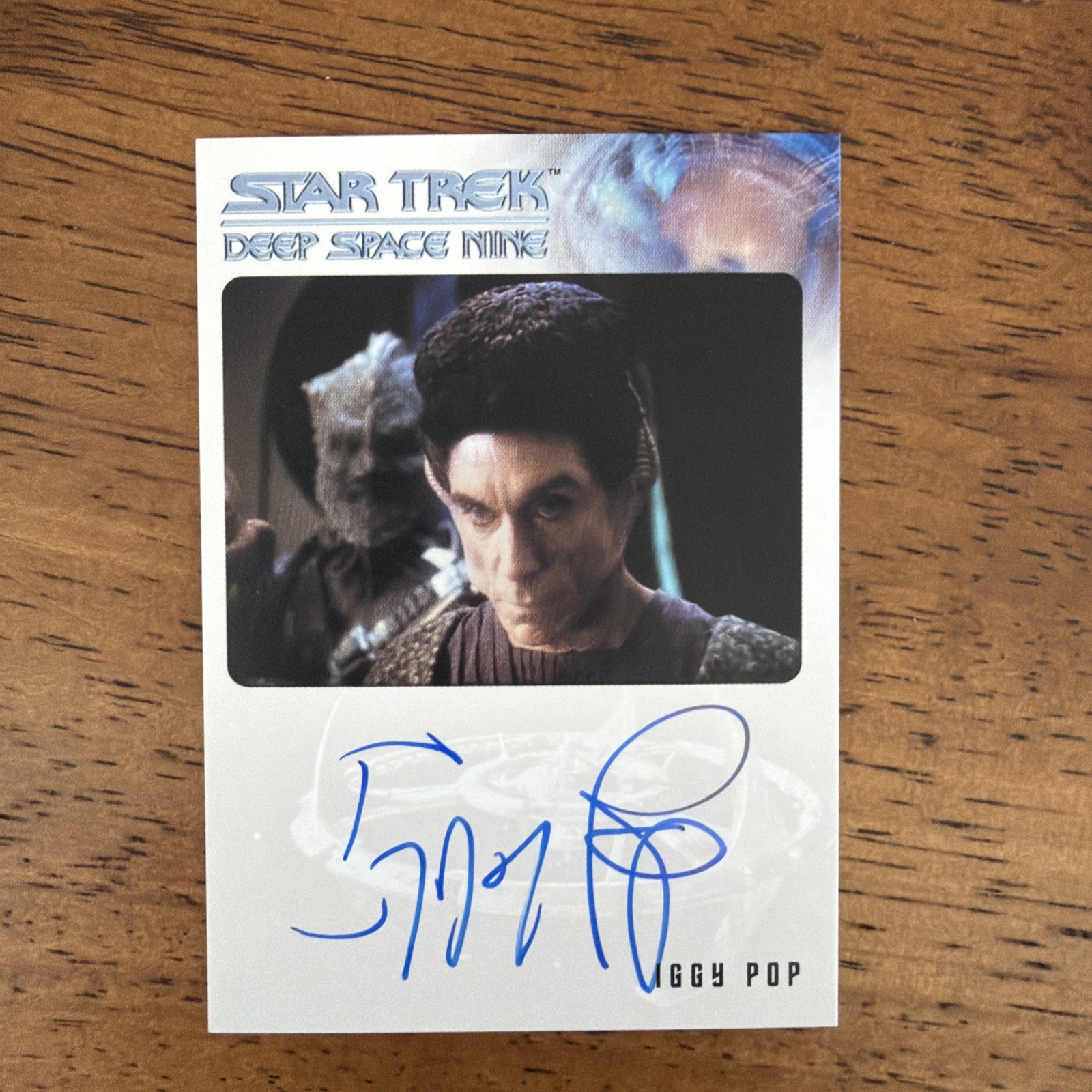 Star Trek: Deep Space Nine Heroes & Villains Iggy Pop Autograph Rittenhouse Auto Star Trek: Deep Space Nine Heroes & Villains Iggy Pop Autograph Rittenhouse Auto