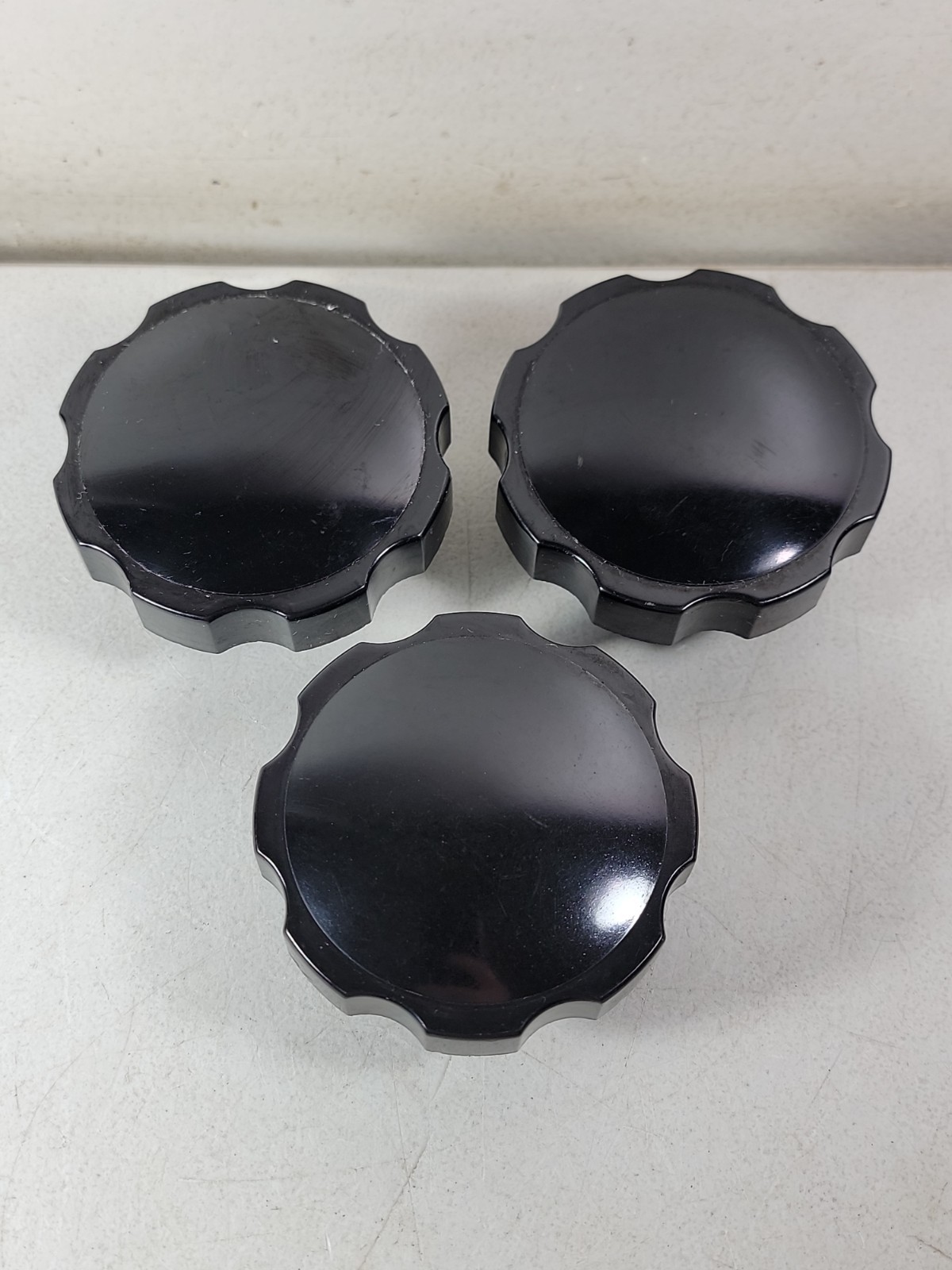 Lot of 3 Vintage Knobs Electronics Radio TV Testing Equipment 3.25\