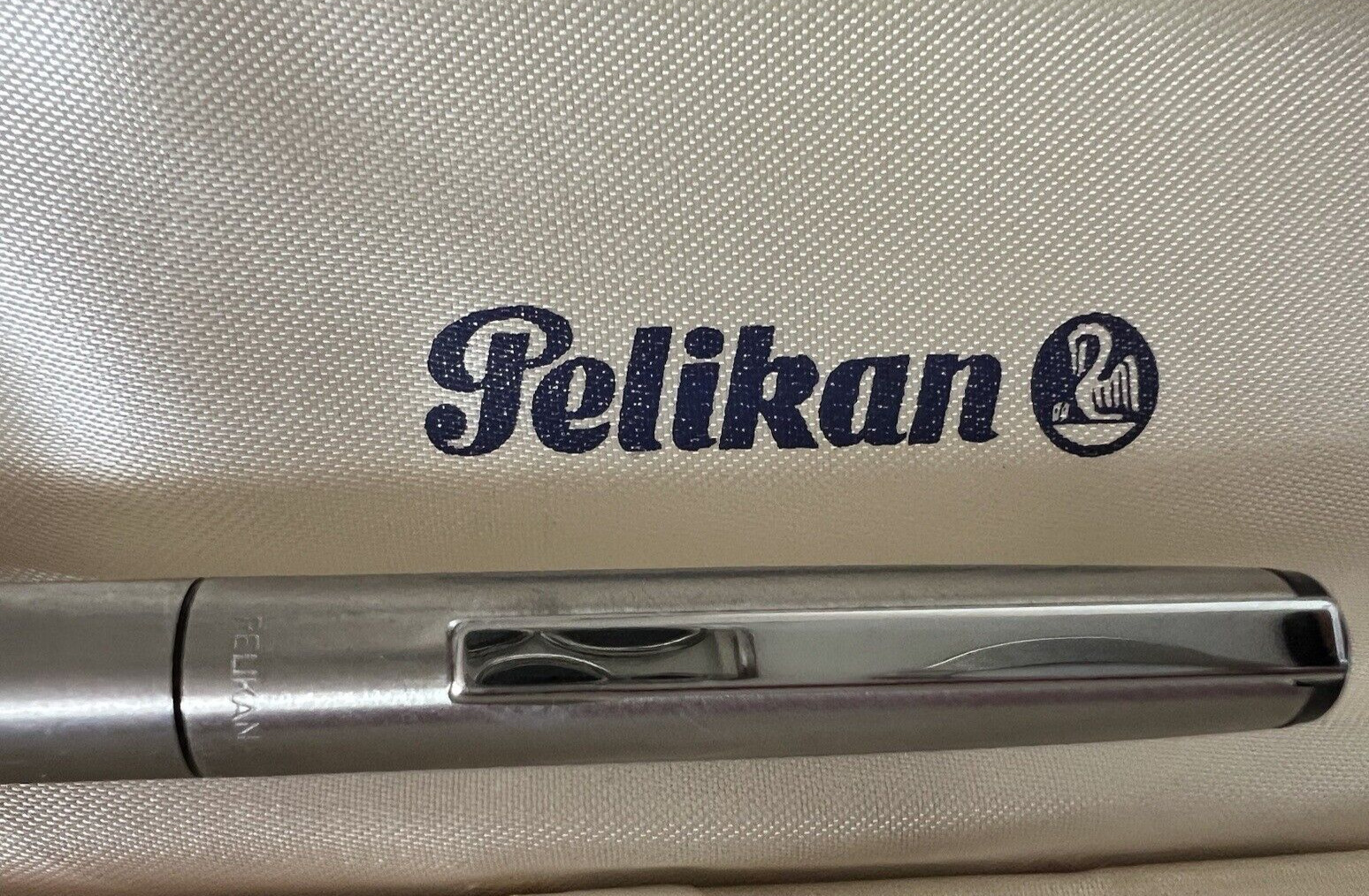 Pelikan 20 Pen Fountain Pen Silvexa Chrome IN Cartridge Marking