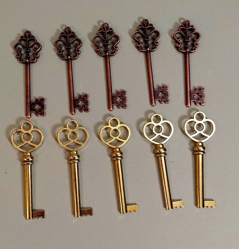 Orisha keys 5 Copper key For Oya, Oba Obba Nani Elegua Ogun etc Llaves Yewa