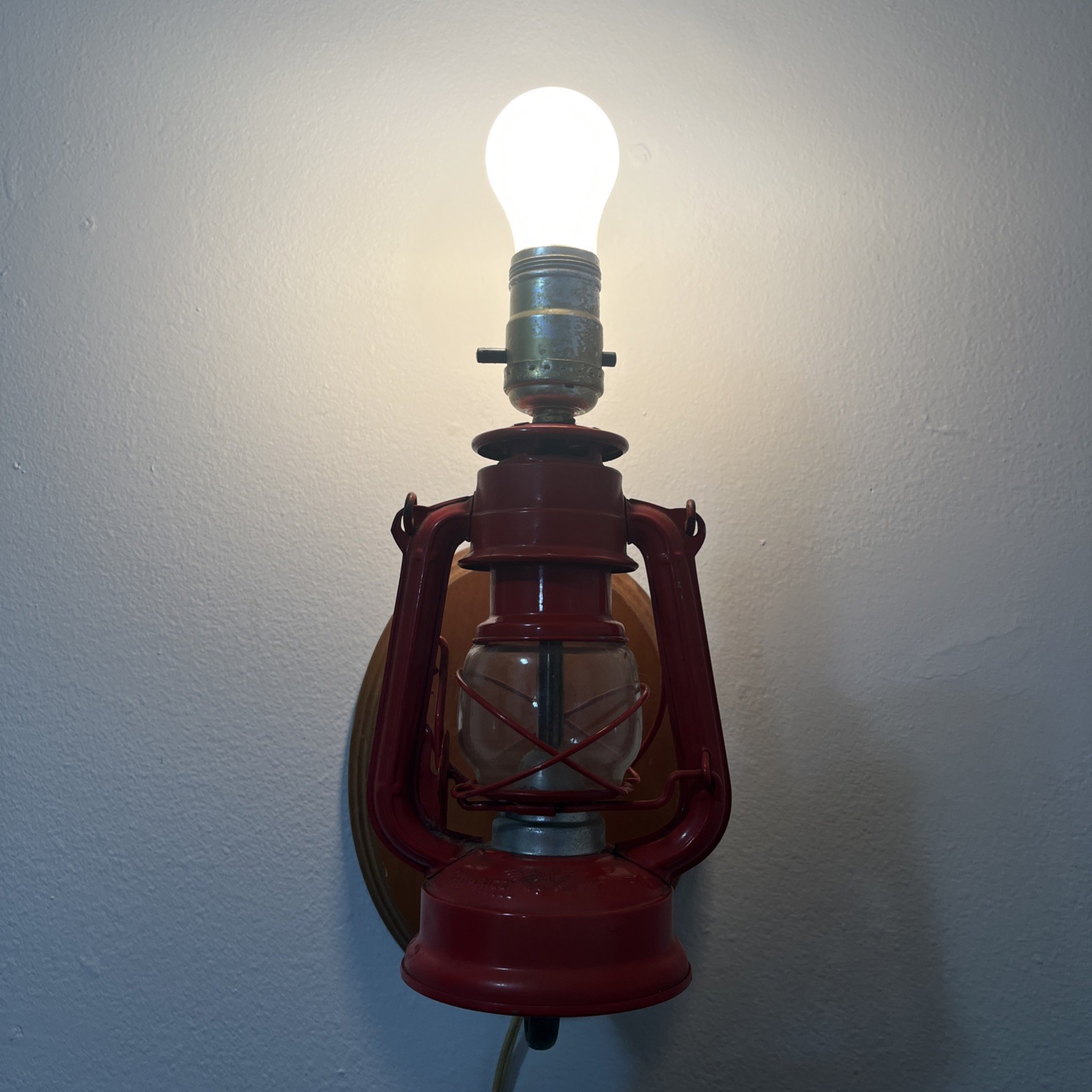 Vtg 1960s Japan #350 Red Wing Wheel Original Lantern lamp Sconce - Tested Vtg 1960s Japan #350 Red Wing Wheel Original Lantern lamp Sconce - Tested