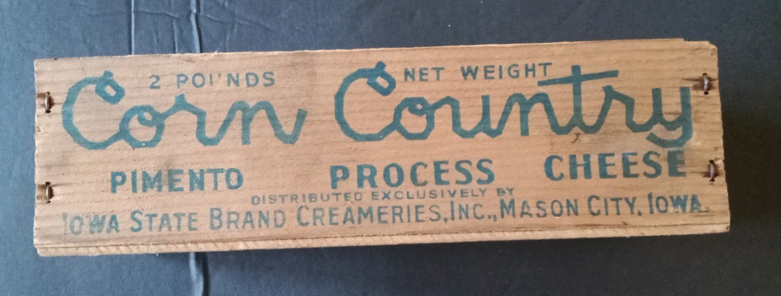 Vintage Corn Country Pimento Process Cheese Wooden Box, Mason City, Iowa Vintage Corn Country Pimento Process Cheese Wooden Box, Mason City, Iowa