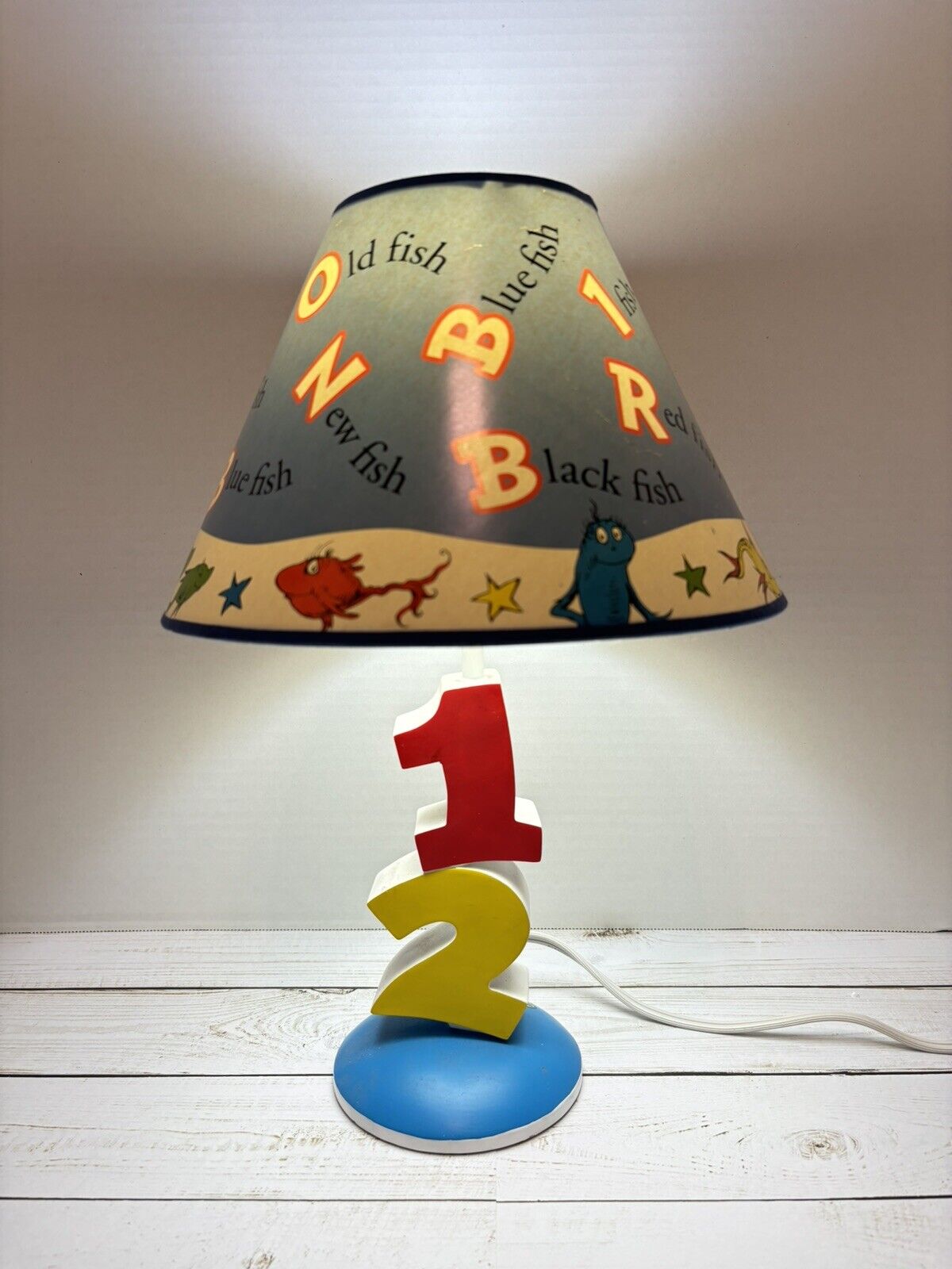 Rare Dr Seuss ‘One Fish Two Fish’ Numbers Lamp w/ Shade & Original Box 2001