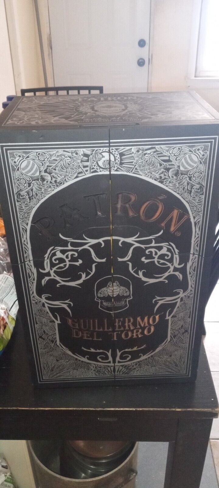 PATRON X GUILLERMO DEL TORO EXTRA EMPTY WOODEN BOX ONLY