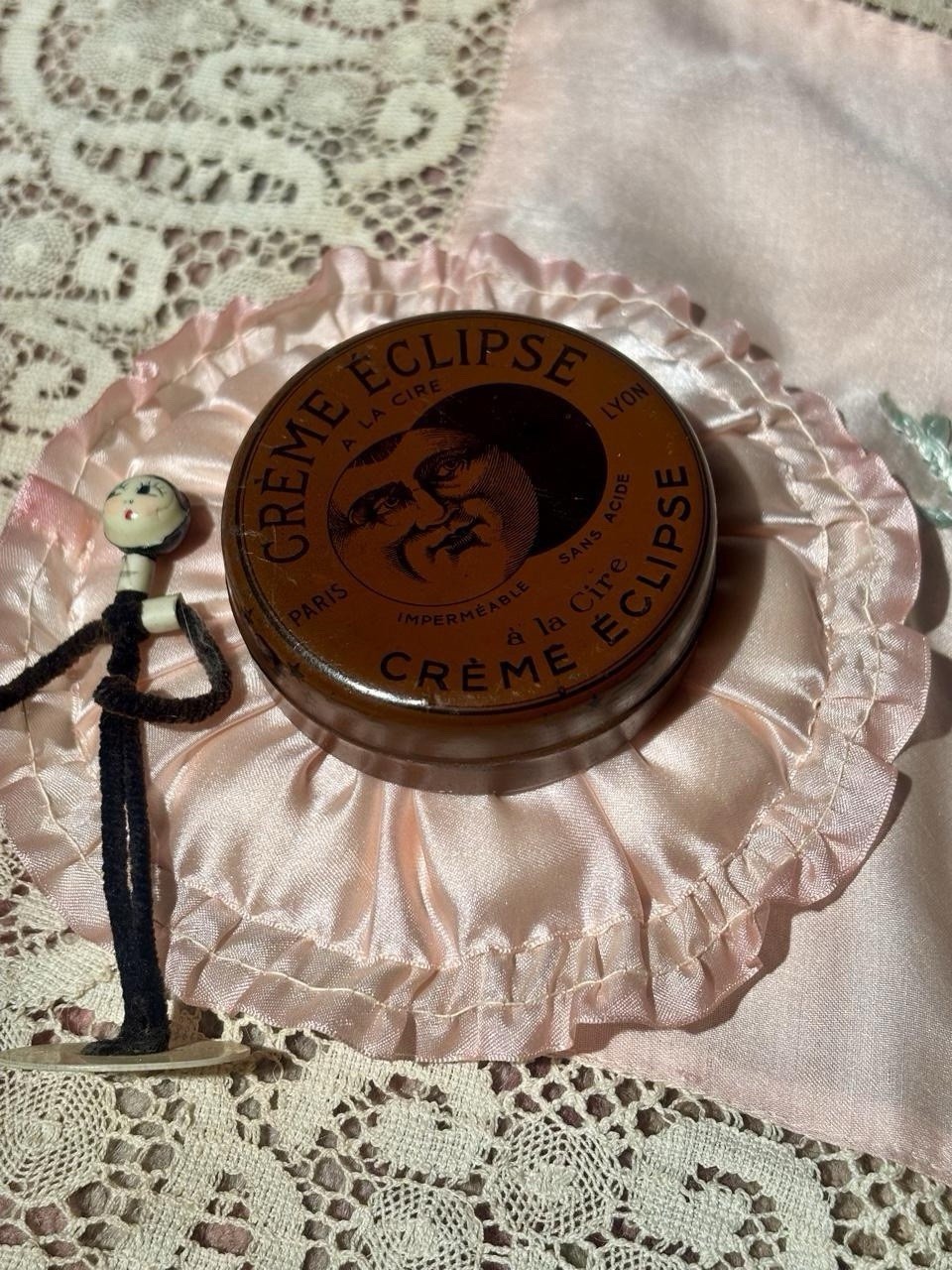 Rare 1900s French Crème Éclipse Wax Tin No. 3, Moon Face Lithograph Vanity Tin