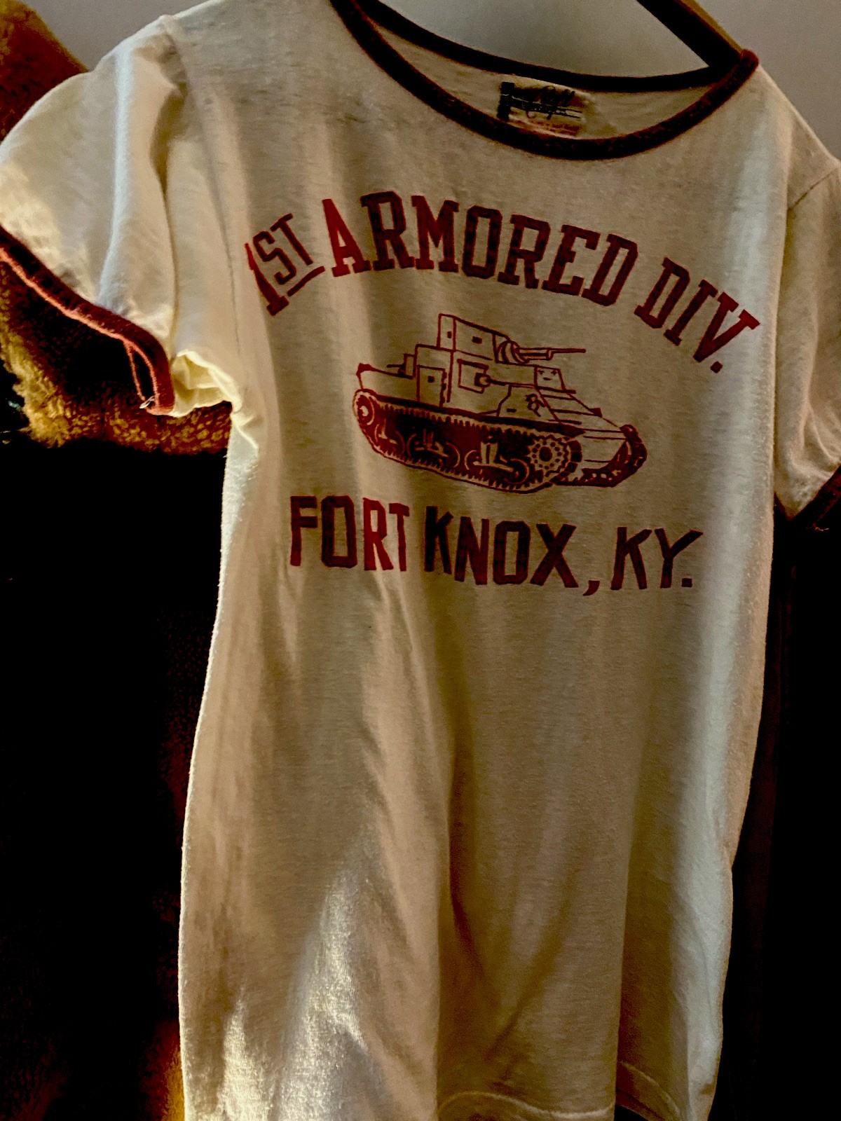 WW11 USARMY TANKER RINGER TEE ORIG.FORT KNOX KY.DEADSTOCK AMAZING FLOCKEDSM