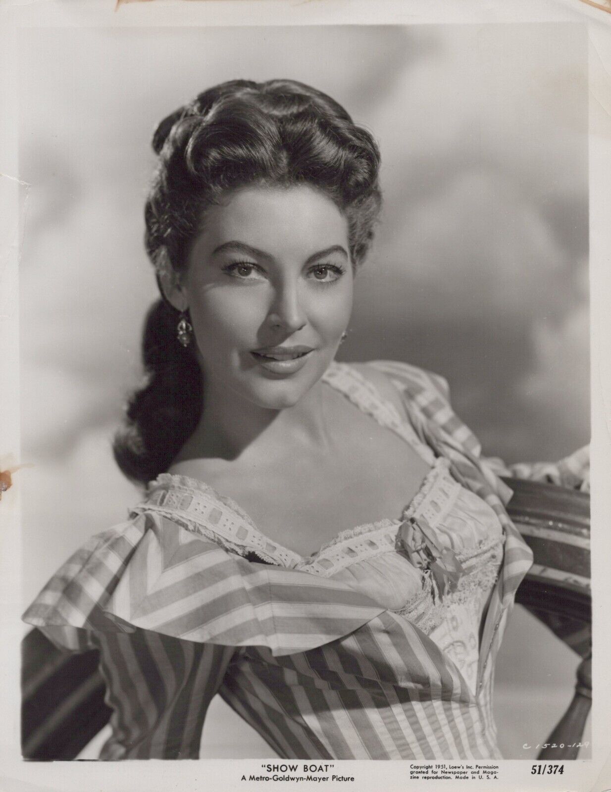 Ava Gardner (1951)🎬⭐ Hollywood beauty - Alluring Glamorous Pose MGM Photo K 182