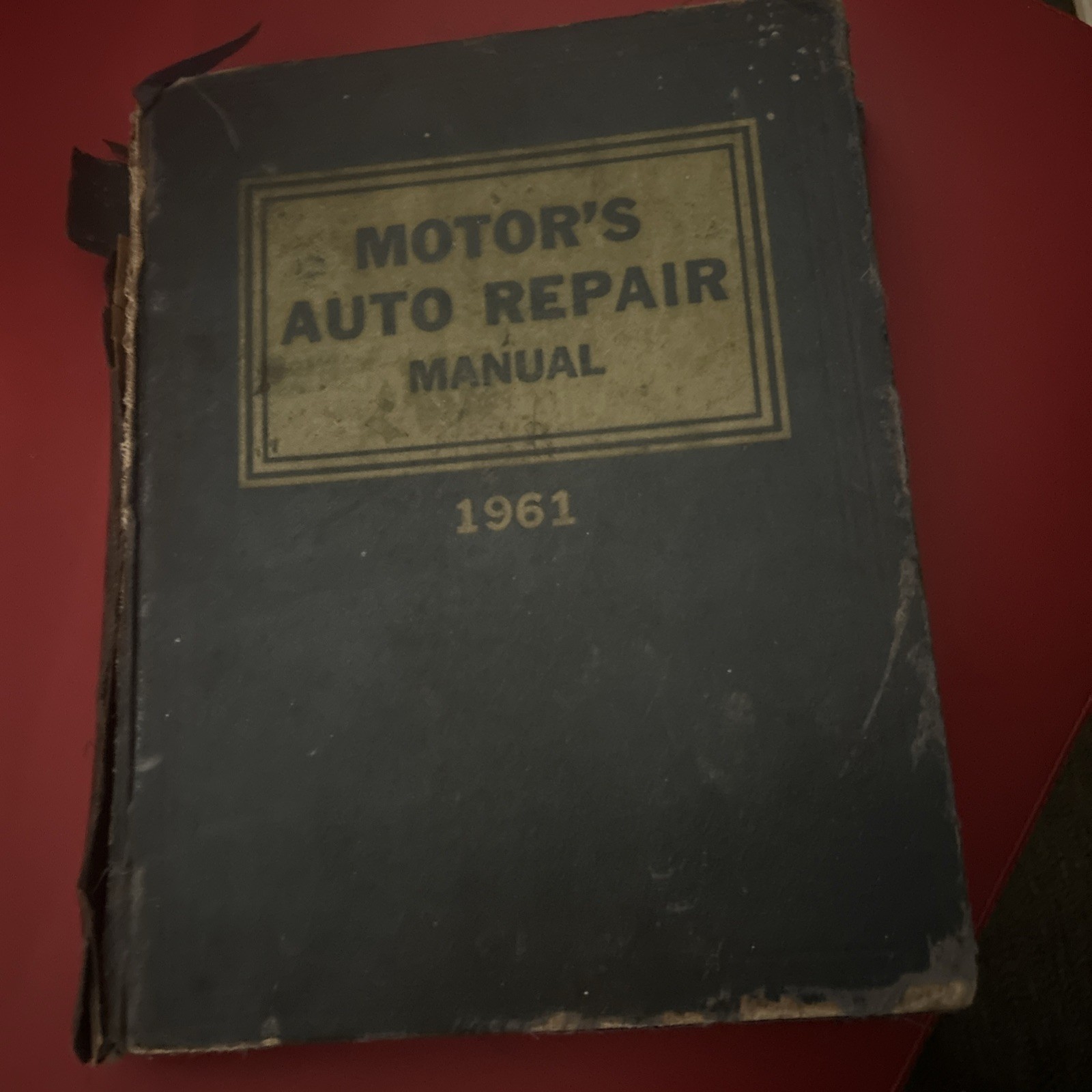 MOTOR\'S Auto Repair Manual 1961 Covers all American cars 1953-1961 24th Edition