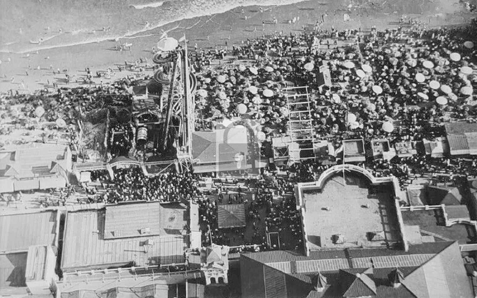 Aerial View Amusement Park Long Beach California CA - 11x17 Reprint Aerial View Amusement Park Long Beach California CA - 11x17 Reprint