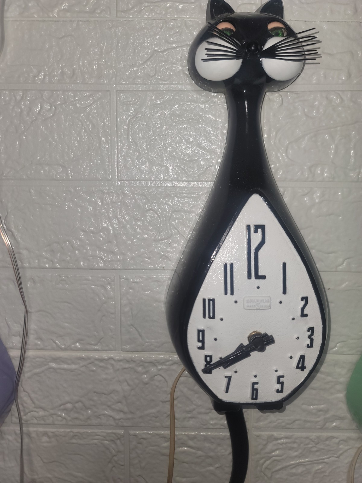 Rare 50s/60s Spartus Here Kitty Kitty Clock, Black Tux Kitty Fully Functional. Rare 50s/60s Spartus Here Kitty Kitty Clock, Black Tux Kitty Fully Functional.