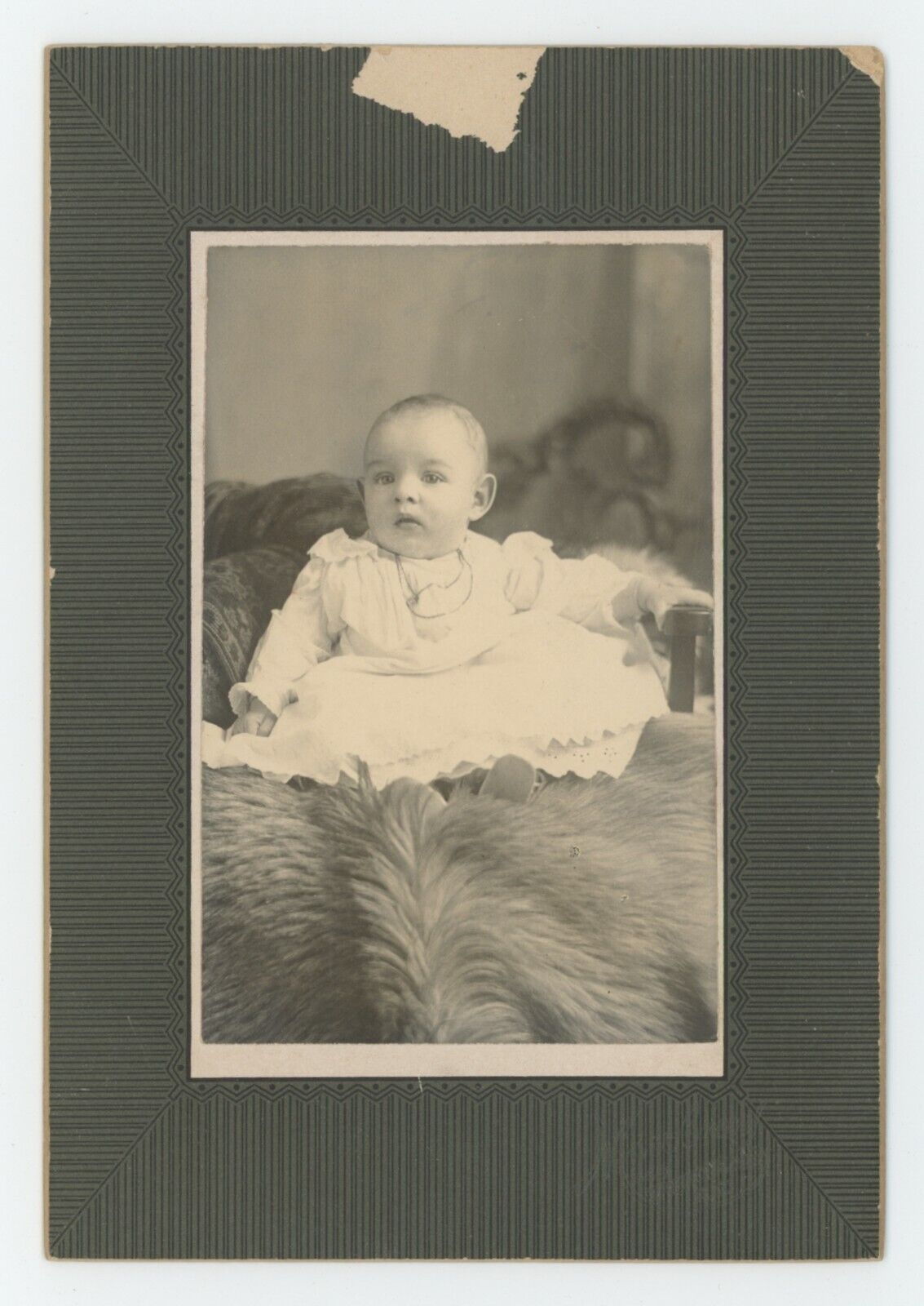 Antique c1900s 3.88X5.63 IN Cabinet Card Adorable Baby in White Dress on Fur NY