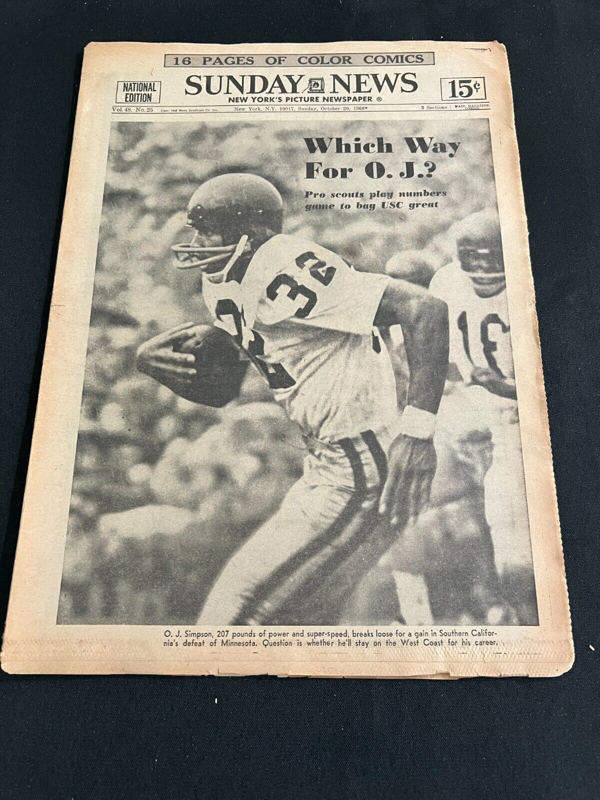 SUNDAY NEW YORK NEWS Tabloid October 20, 1968 O.J. SIMPSON Cover Story