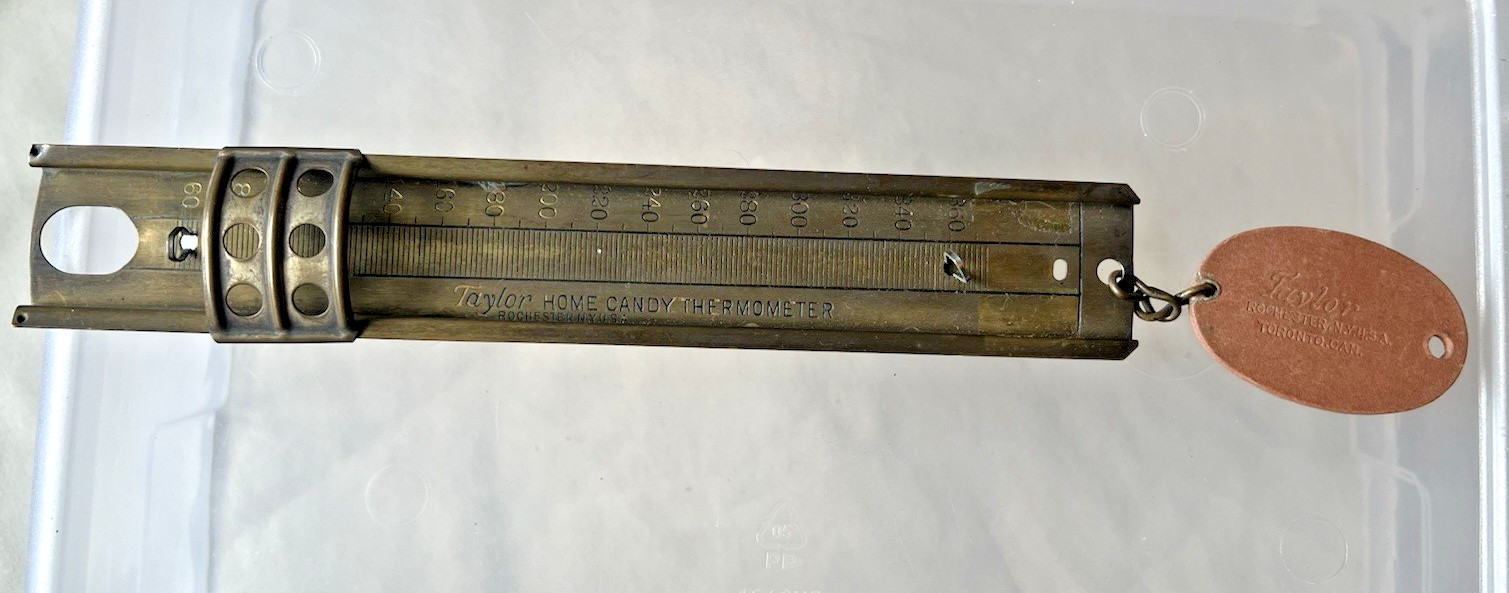 RARE VINTAGE ANTIQUE TAYLOR BRASS WOOD w Tag Candy Thermometer Display Z RARE VINTAGE ANTIQUE TAYLOR BRASS WOOD w Tag Candy Thermometer Display Z