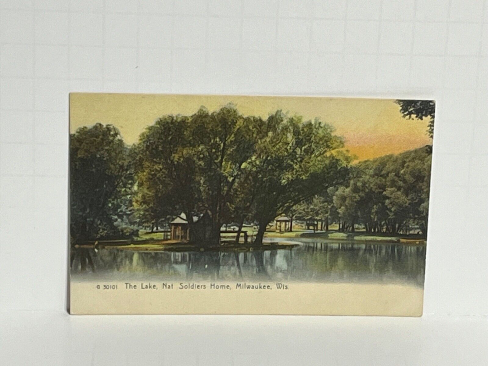 Postcard The Lake National Soldiers Home Milwaukee WI A65