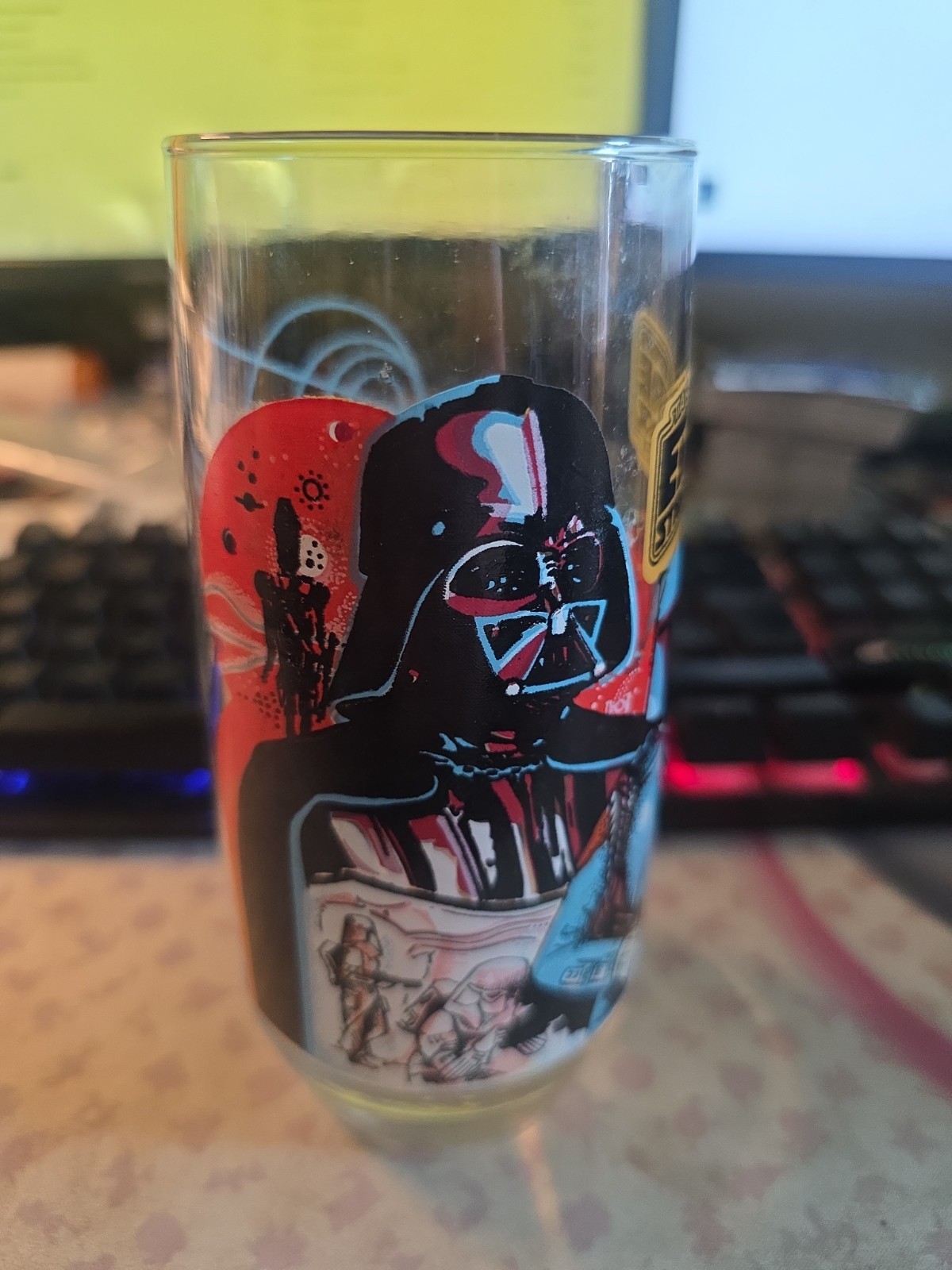 Vintage Star Wars Burger King Darth Vader Boba Fett Coca Cola Glass Cup 1980 Vintage Star Wars Burger King Darth Vader Boba Fett Coca Cola Glass Cup 1980