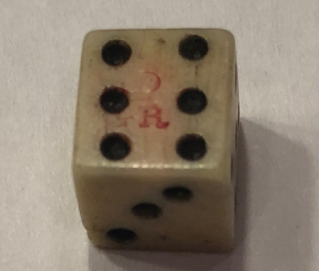 Authentic 1/4+” Rev.War Era Bone (Bovine) Crown & GR Stamped Dice Authentic 1/4+” Rev.War Era Bone (Bovine) Crown & GR Stamped Dice
