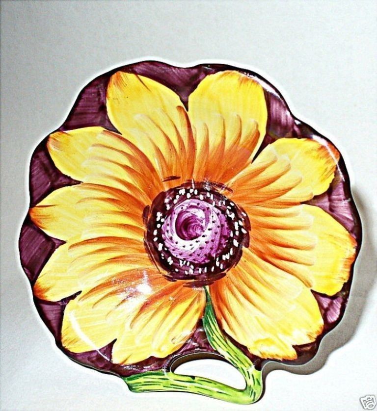 LIMOGES FRANCE BOX~ PARRY-VIEILLE ~ YELLOW SUNFLOWER & CUT OUT STEM ~ PEINT MAIN