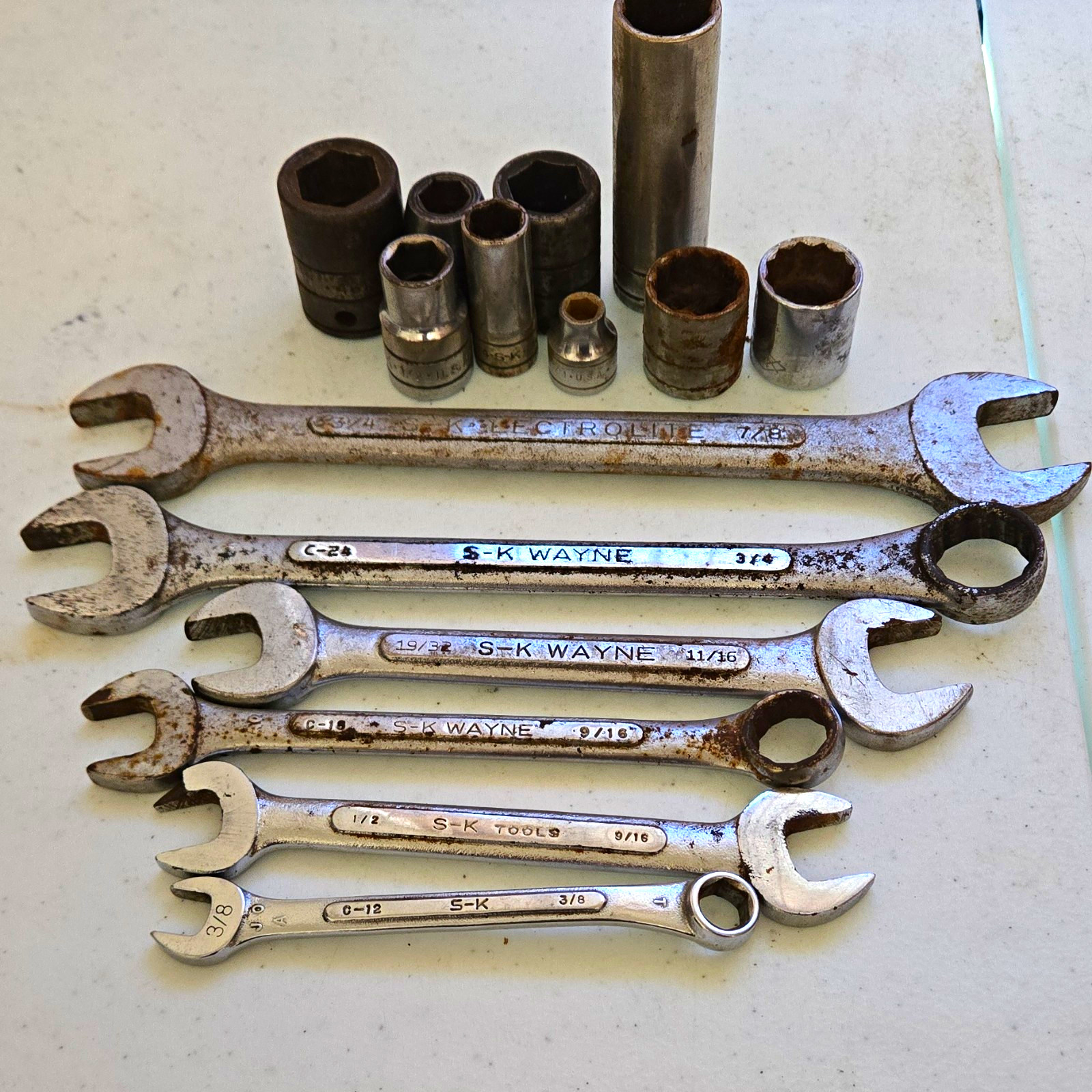 15 Pcs Lot Of Vintage S-K Wayne Made In  USA tools Wrenches And Sockets