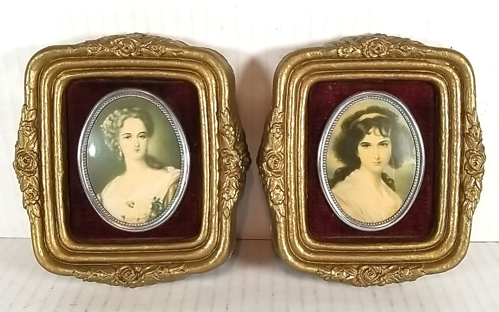 VTG Set (2) CAMEO CREATIONS “Hubak Lady & Lady Dower” Red Velvet Bubble Glass