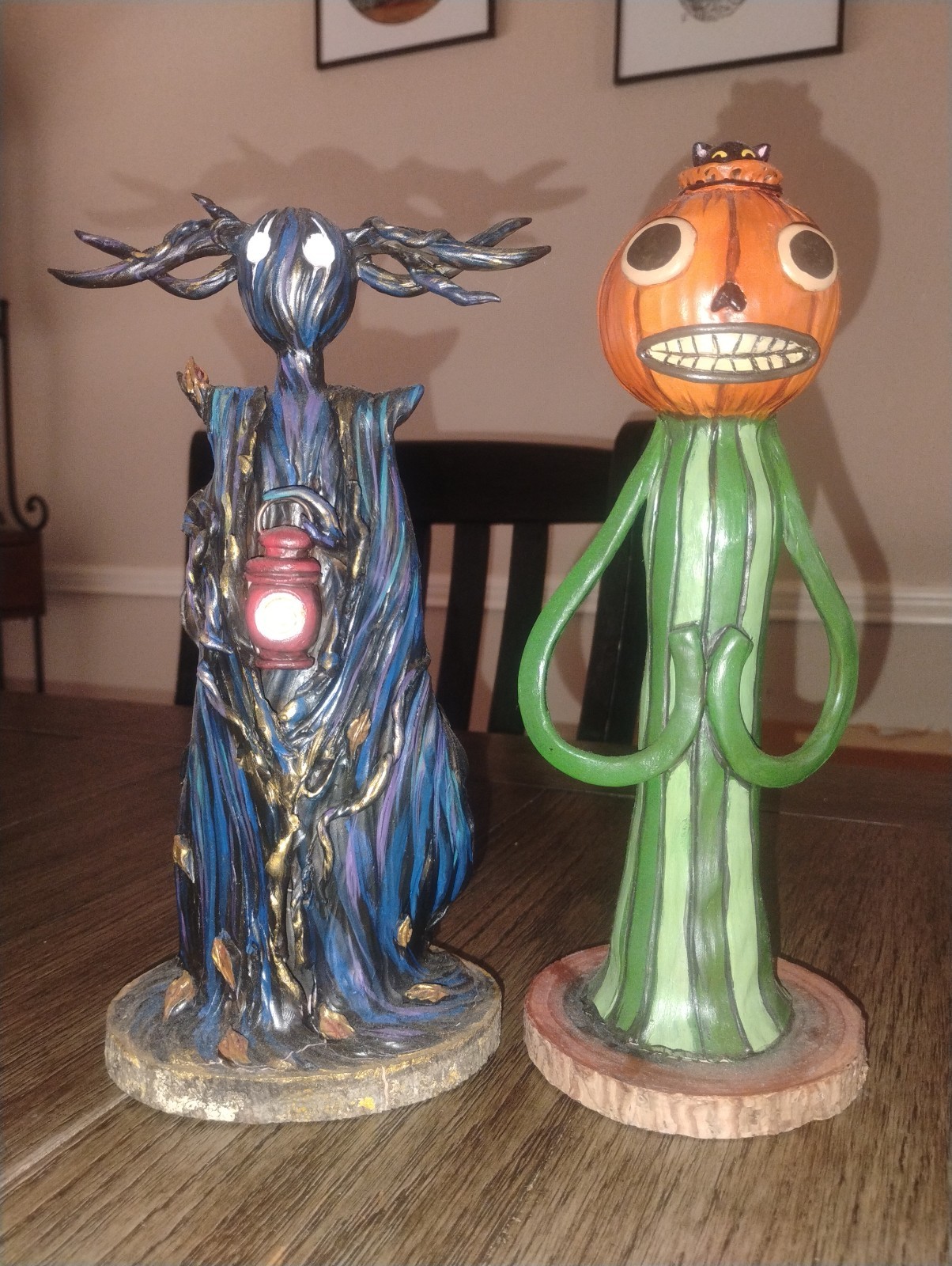 Over The Garden Wall Enoch and The Beast Figurines (9 inches tall) Over The Garden Wall Enoch and The Beast Figurines (9 inches tall)