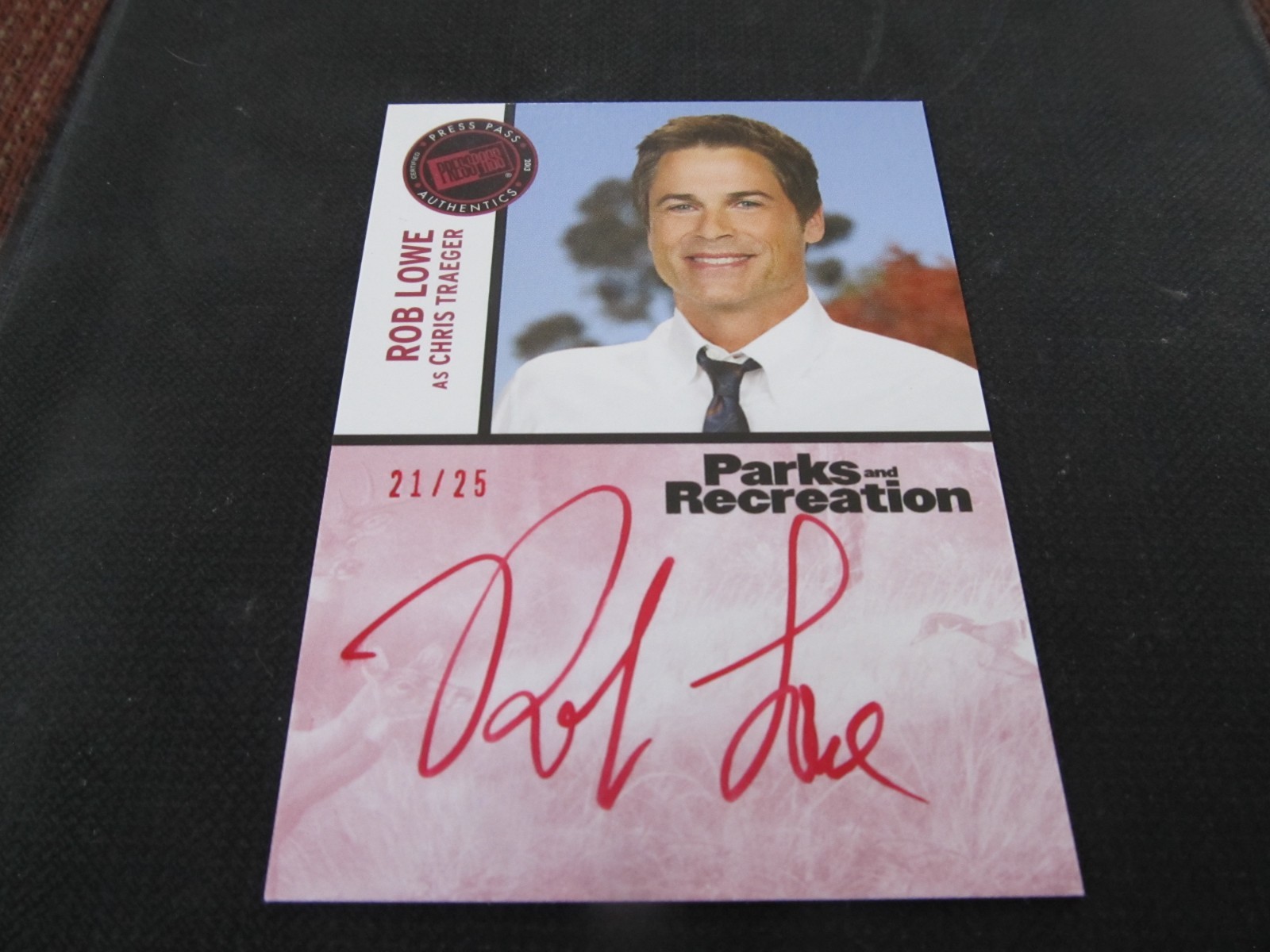 Rare Press Pass Parks & Recreation Rob Lowe Autograph 21/25 Red Ink Auto SP #RL2
